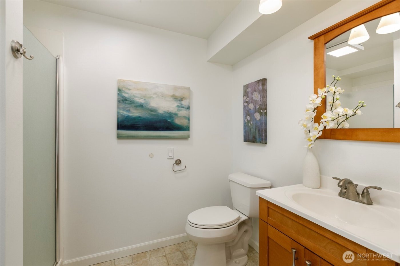 6001 60th Avenue NE, Seattle, WA 98115-7909