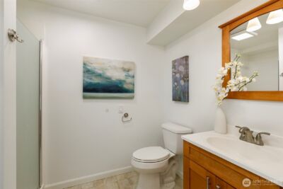 6001 60th Avenue NE, Seattle, WA 98115-7909 - Photo 32