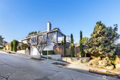 6001 60th Avenue NE, Seattle, WA 98115-7909