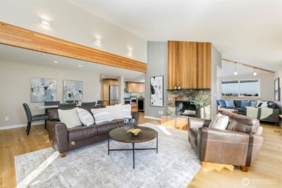 6001 60th Avenue NE, Seattle, WA 98115-7909 - Photo 4