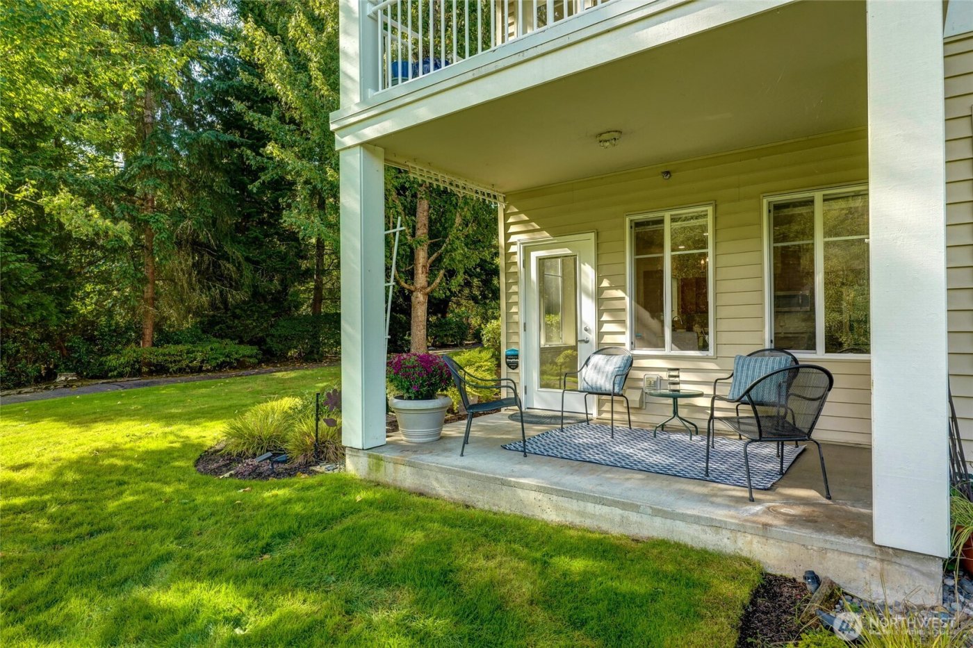 17432 Bothell Way NE #B-106, Bothell, WA 98011