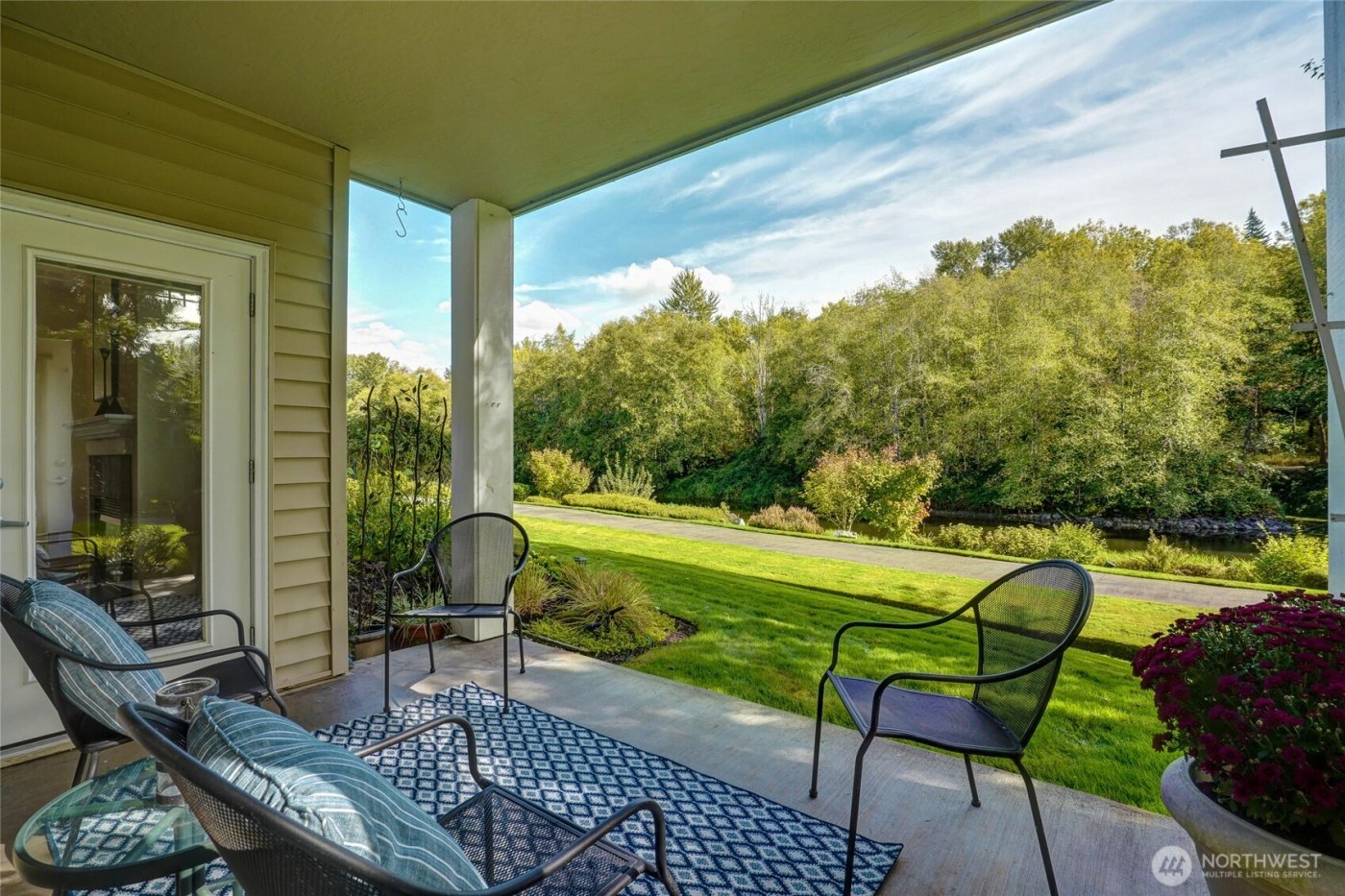 17432 Bothell Way NE #B-106, Bothell, WA 98011