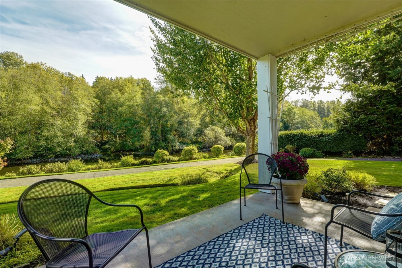 17432 Bothell Way NE #B-106, Bothell, WA 98011