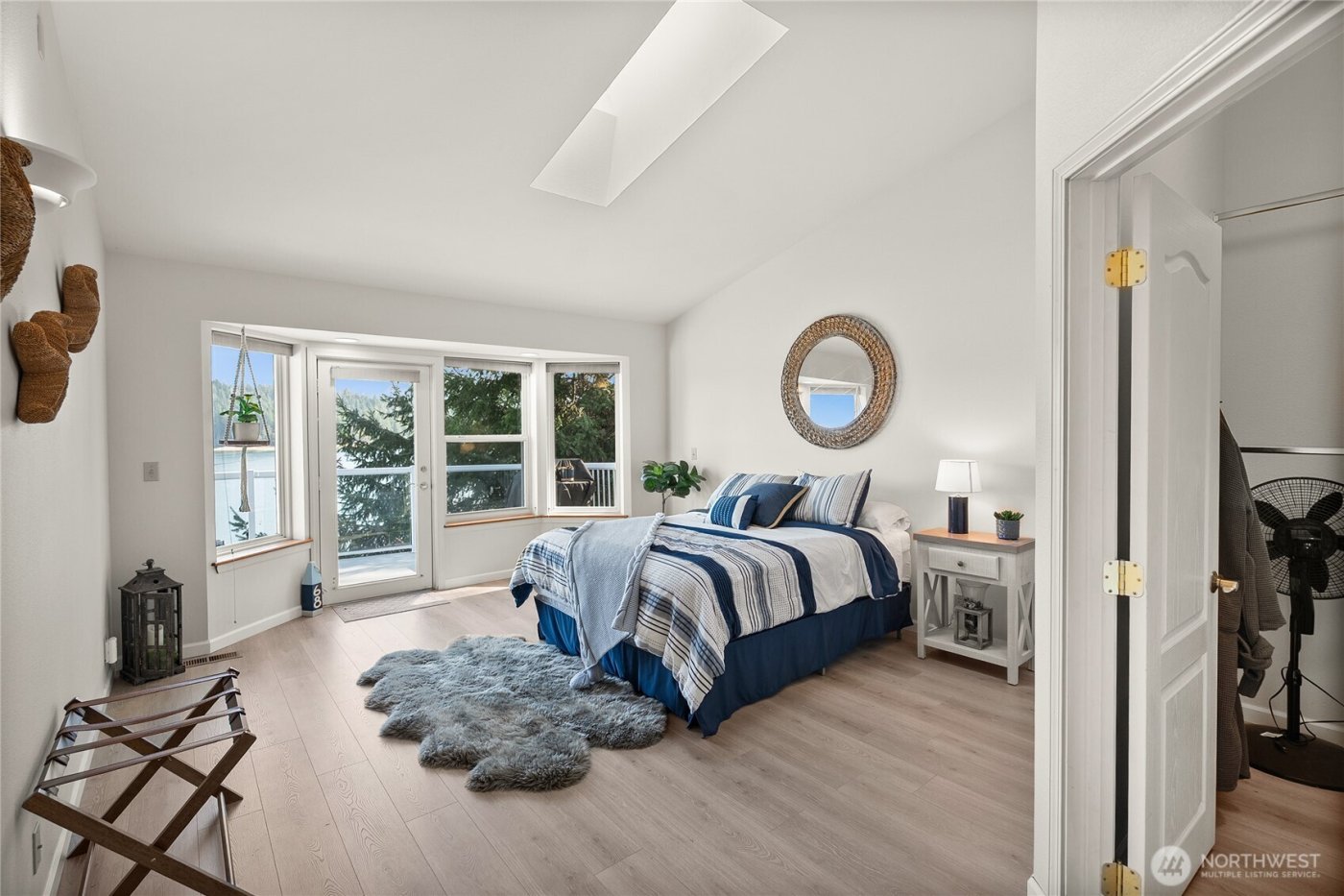 91 E Franjo Beach Drive , Shelton, WA 98584