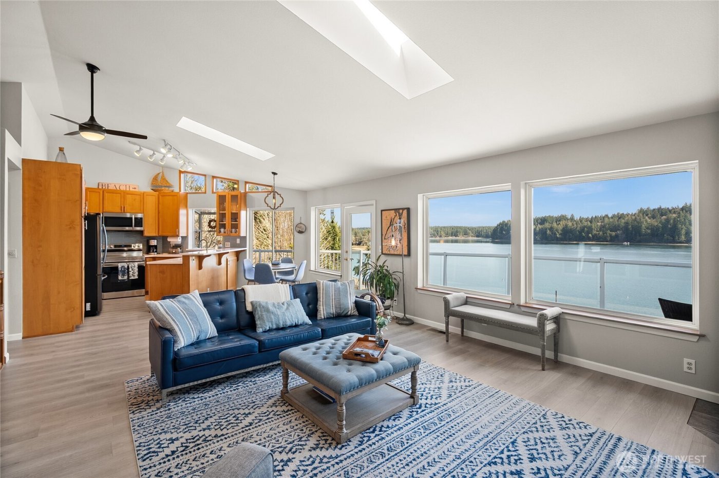 91 E Franjo Beach Drive , Shelton, WA 98584