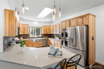 15840 Lawrence Lake Road SE, Yelm, WA 98597 - Photo 14