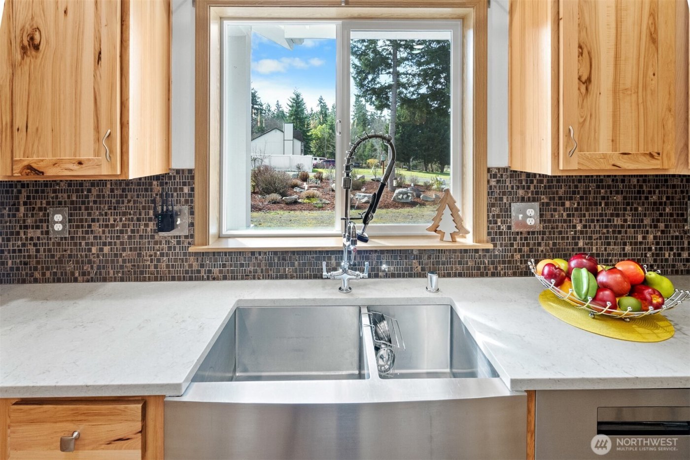 15840 Lawrence Lake Road SE, Yelm, WA 98597