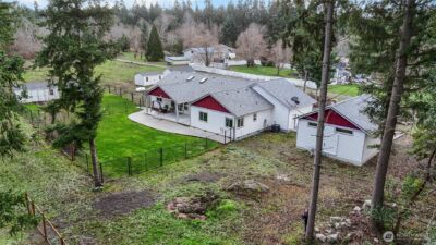15840 Lawrence Lake Road SE, Yelm, WA 98597 - Photo 36