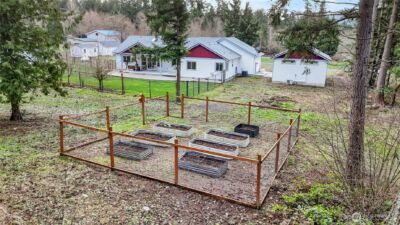 15840 Lawrence Lake Road SE, Yelm, WA 98597 - Photo 37