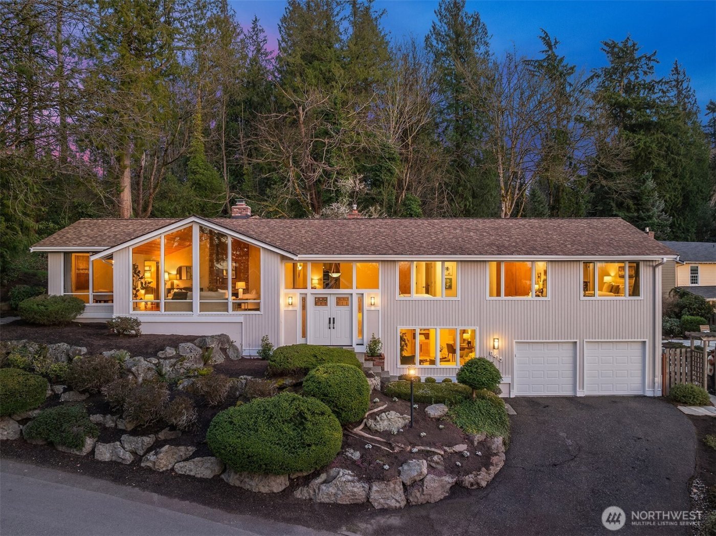 8413 SE 53rd Place , Mercer Island, WA 98040