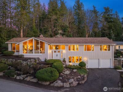 8413 SE 53rd Place , Mercer Island, WA 98040