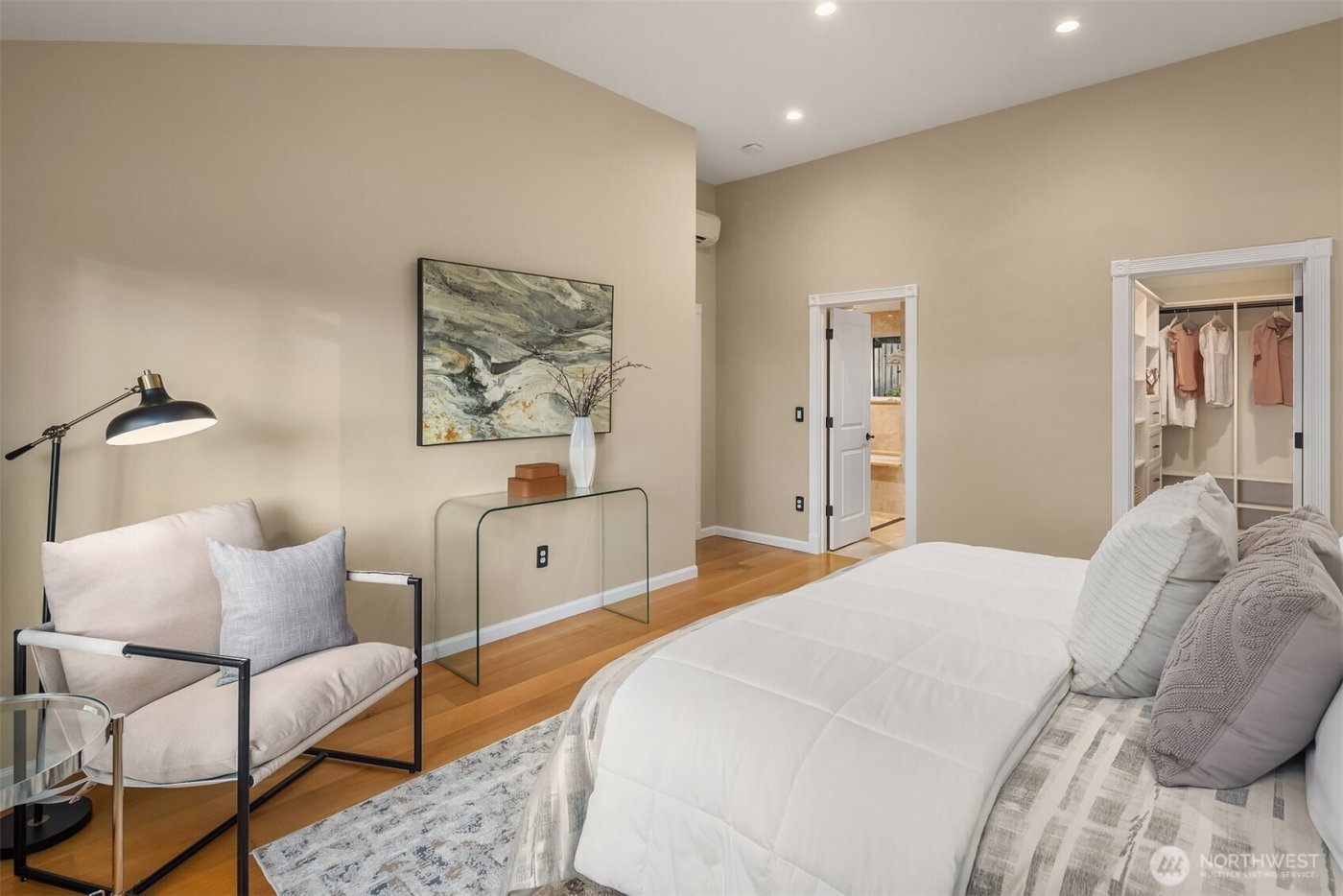 8413 SE 53rd Place , Mercer Island, WA 98040