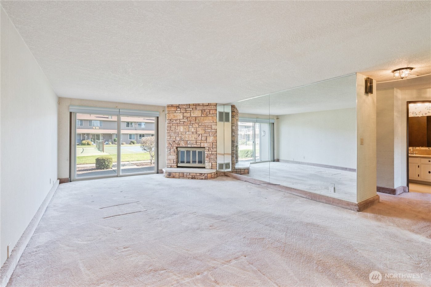 605 Peardale Lane #18, Longview, WA 98632