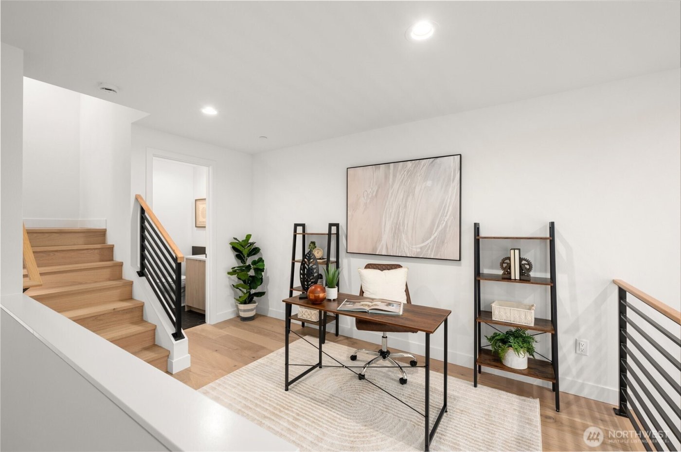 222 D 10th Avenue E, Seattle, WA 98102