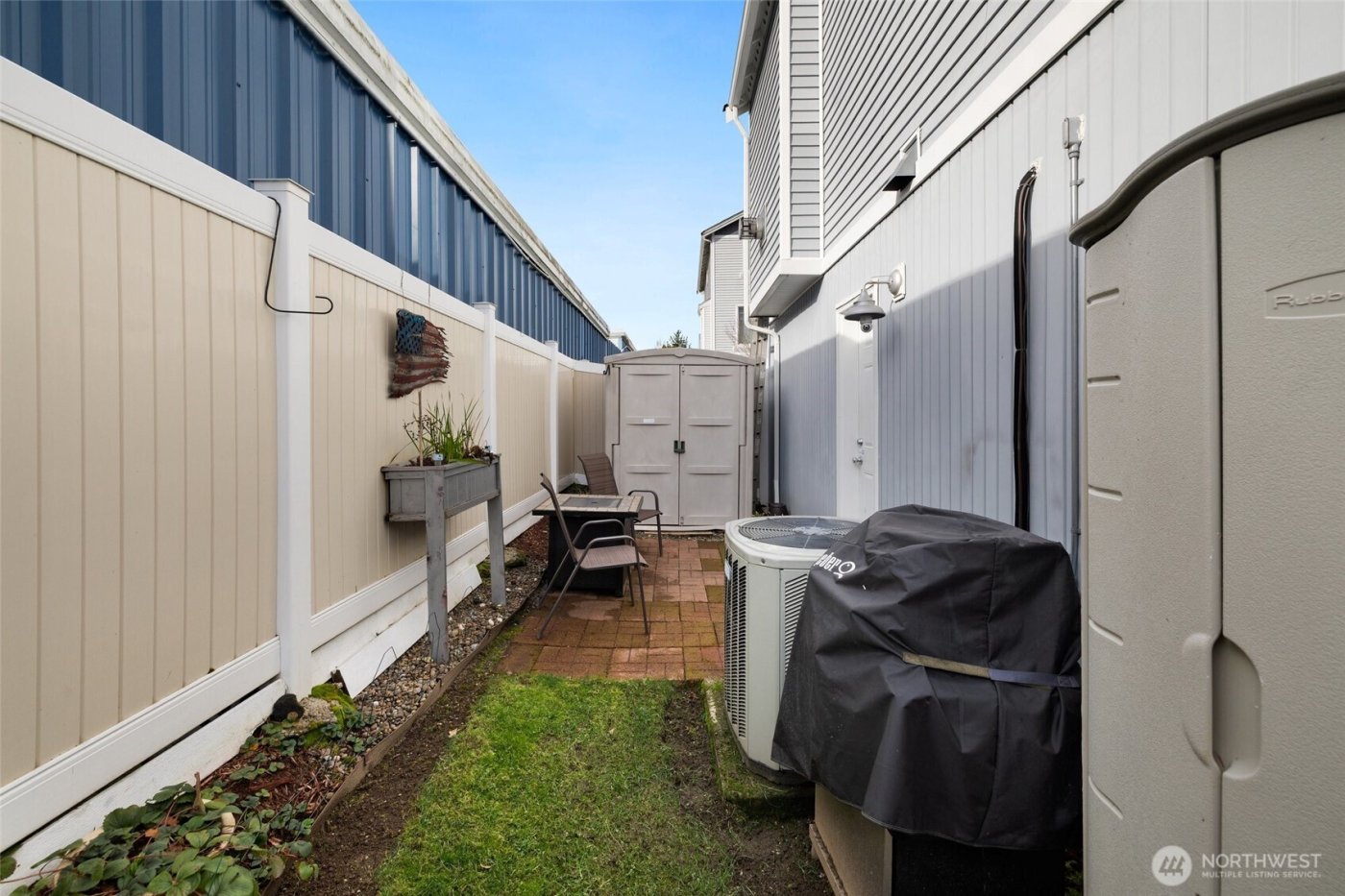 11218 3rd Avenue E, Tacoma, WA 98445-7727