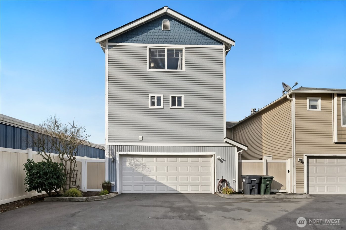 11218 3rd Avenue E, Tacoma, WA 98445-7727