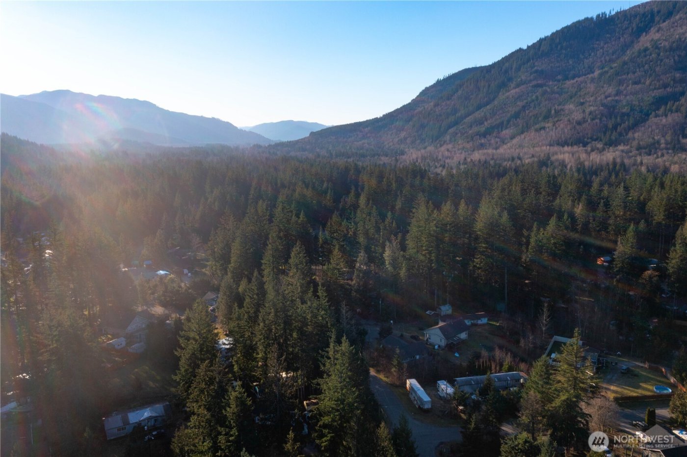 8388 Holly Lane , Maple Falls, WA 98266