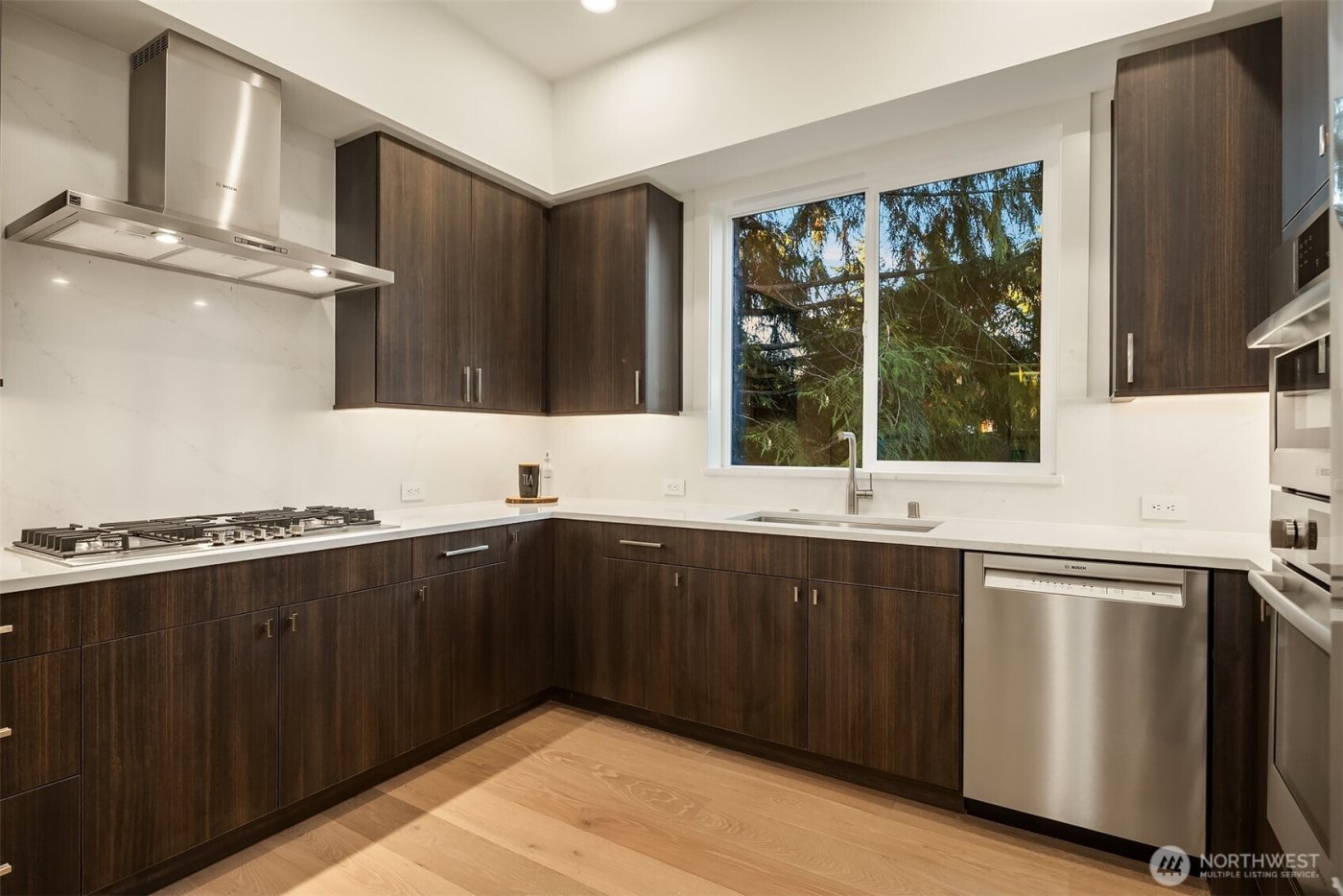 3739 139th Avenue SE, Bellevue, WA 98006