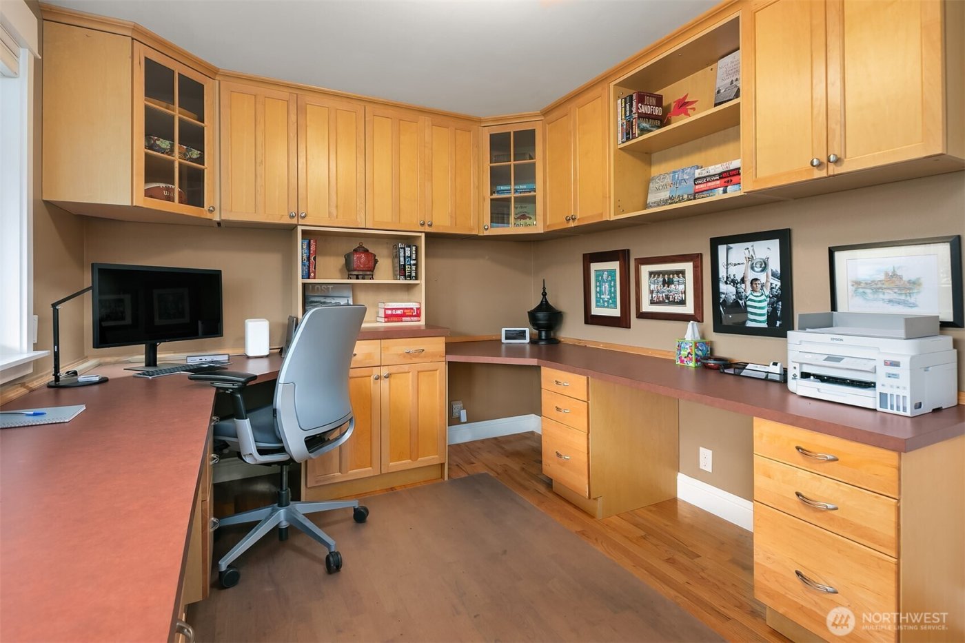 1452 8th Place S, Edmonds, WA 98020