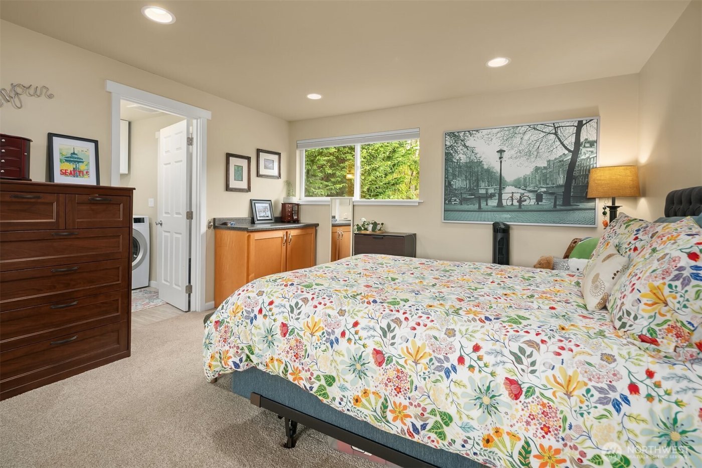 1452 8th Place S, Edmonds, WA 98020