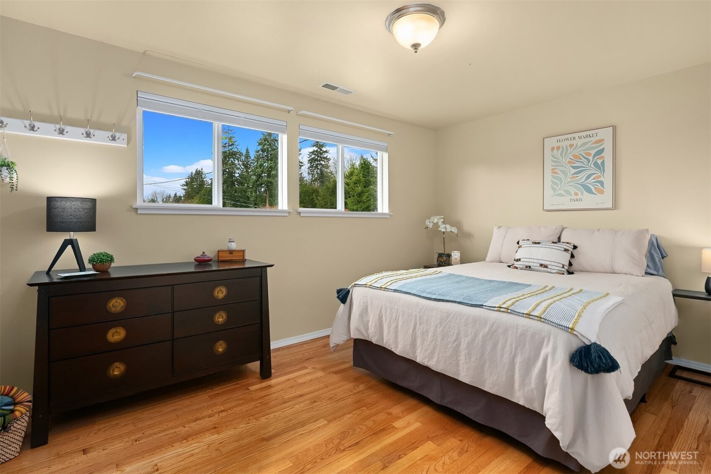 1452 8th Place S, Edmonds, WA 98020