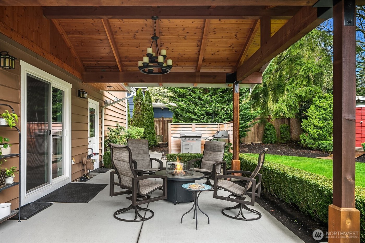 1452 8th Place S, Edmonds, WA 98020