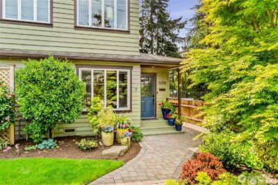 10218 NE 65th Street , Kirkland, WA 98033
