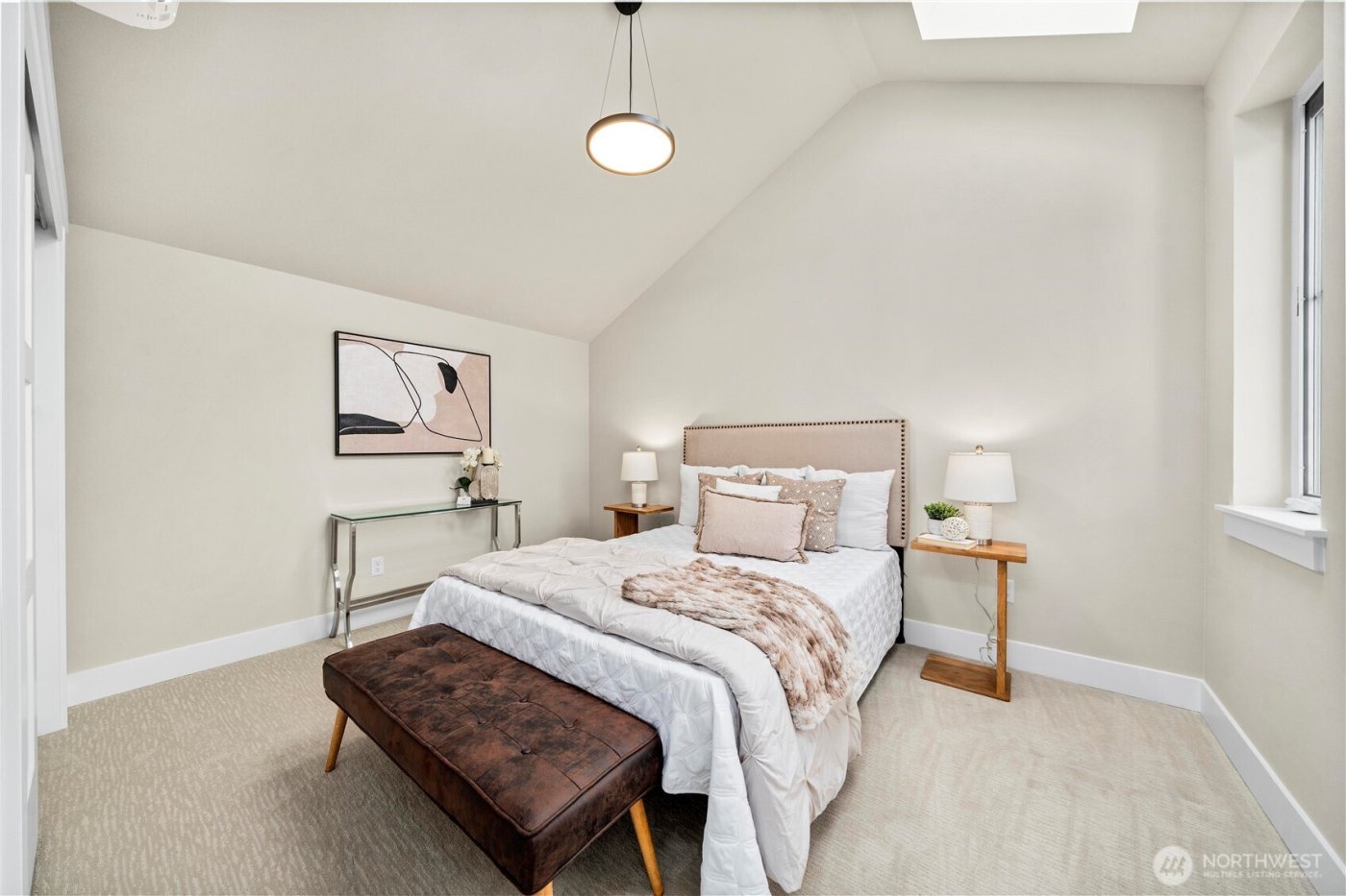 537 NW Juniper Street , Issaquah, WA 98027