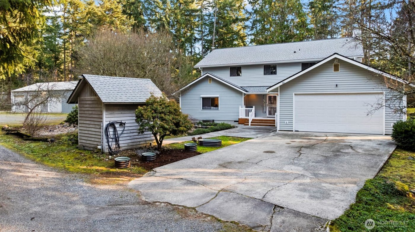 4104 276th Street E, Spanaway, WA 98387