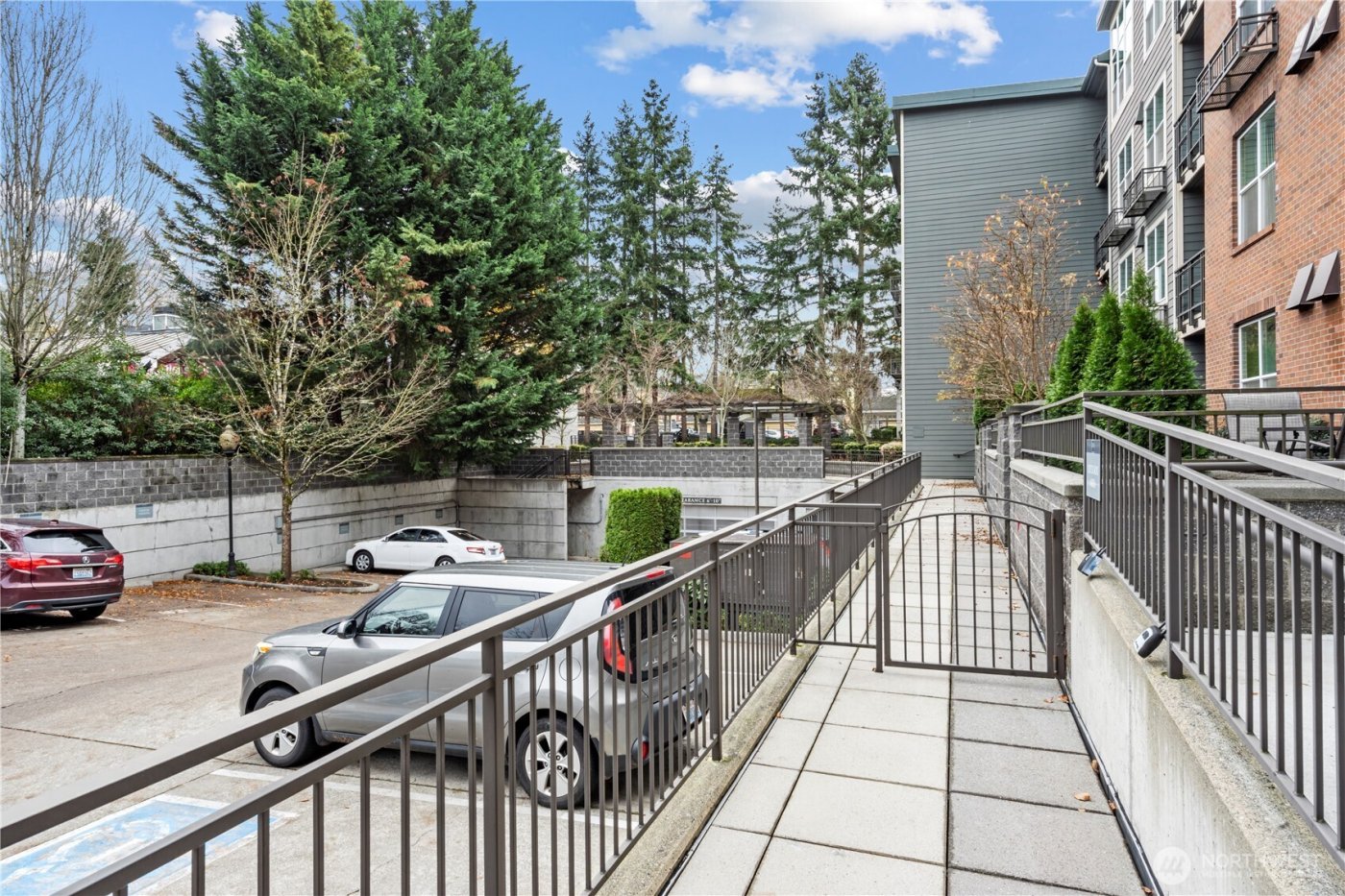 16275 NE 85th Street #107, Redmond, WA 98052