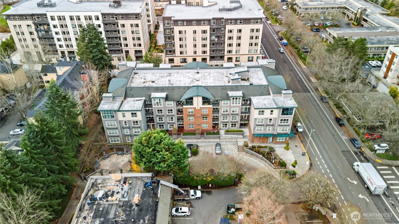 16275 NE 85th Street #107, Redmond, WA 98052