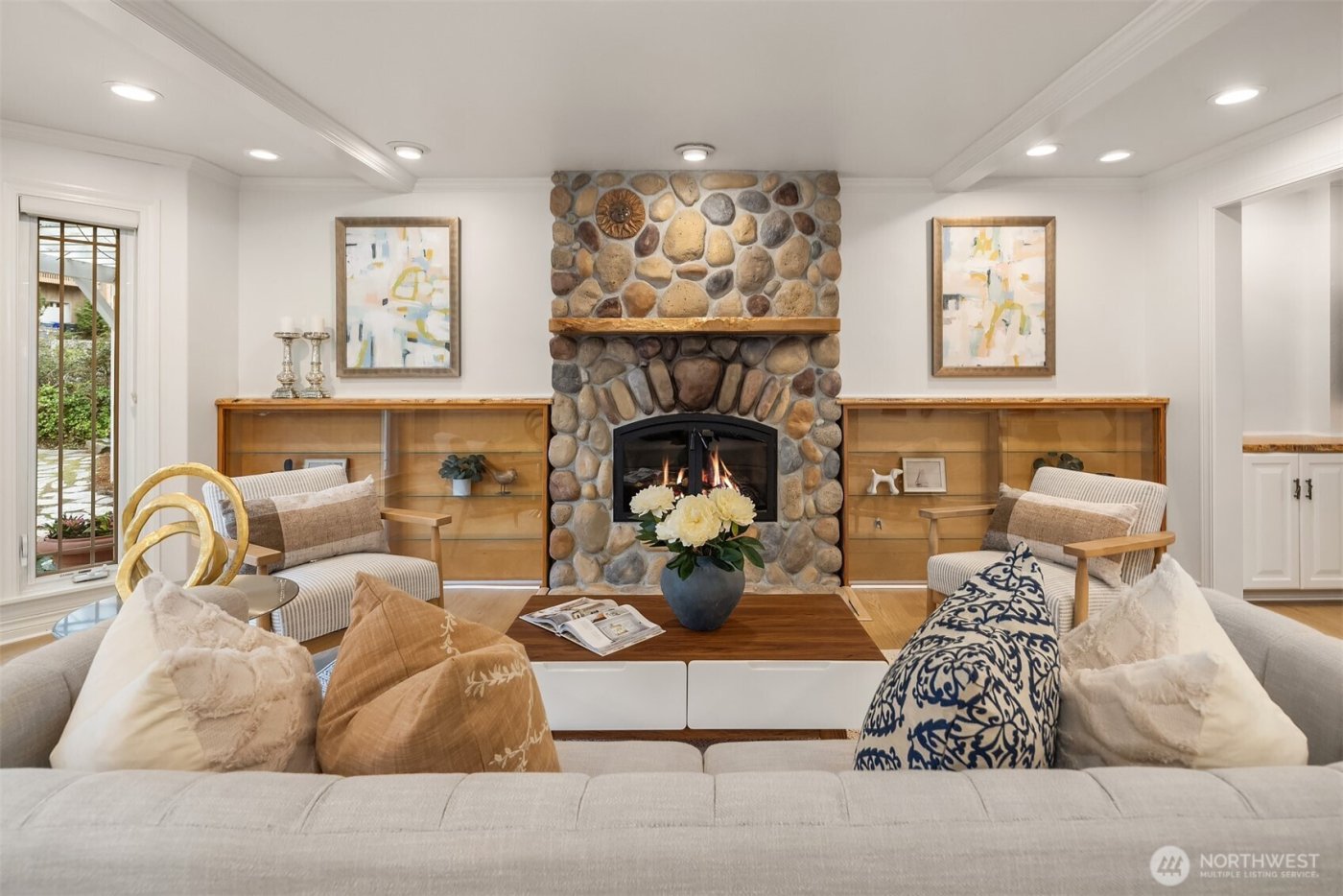 17226 SE 40th Place , Bellevue, WA 98008