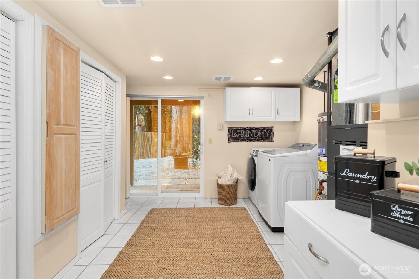 21743 NE 176th Place , Woodinville, WA 98077