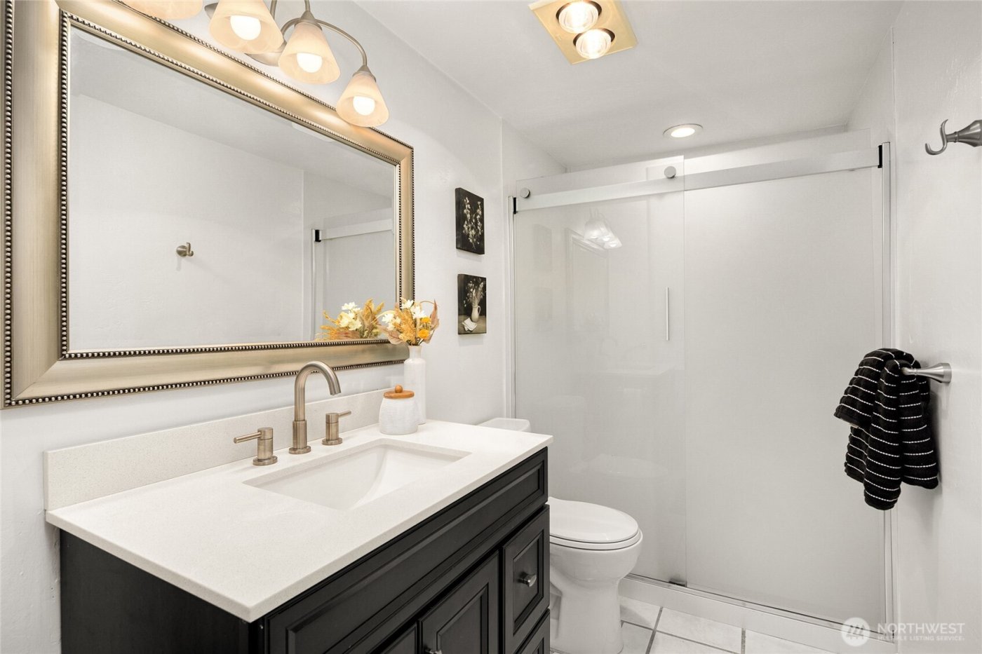 21743 NE 176th Place , Woodinville, WA 98077