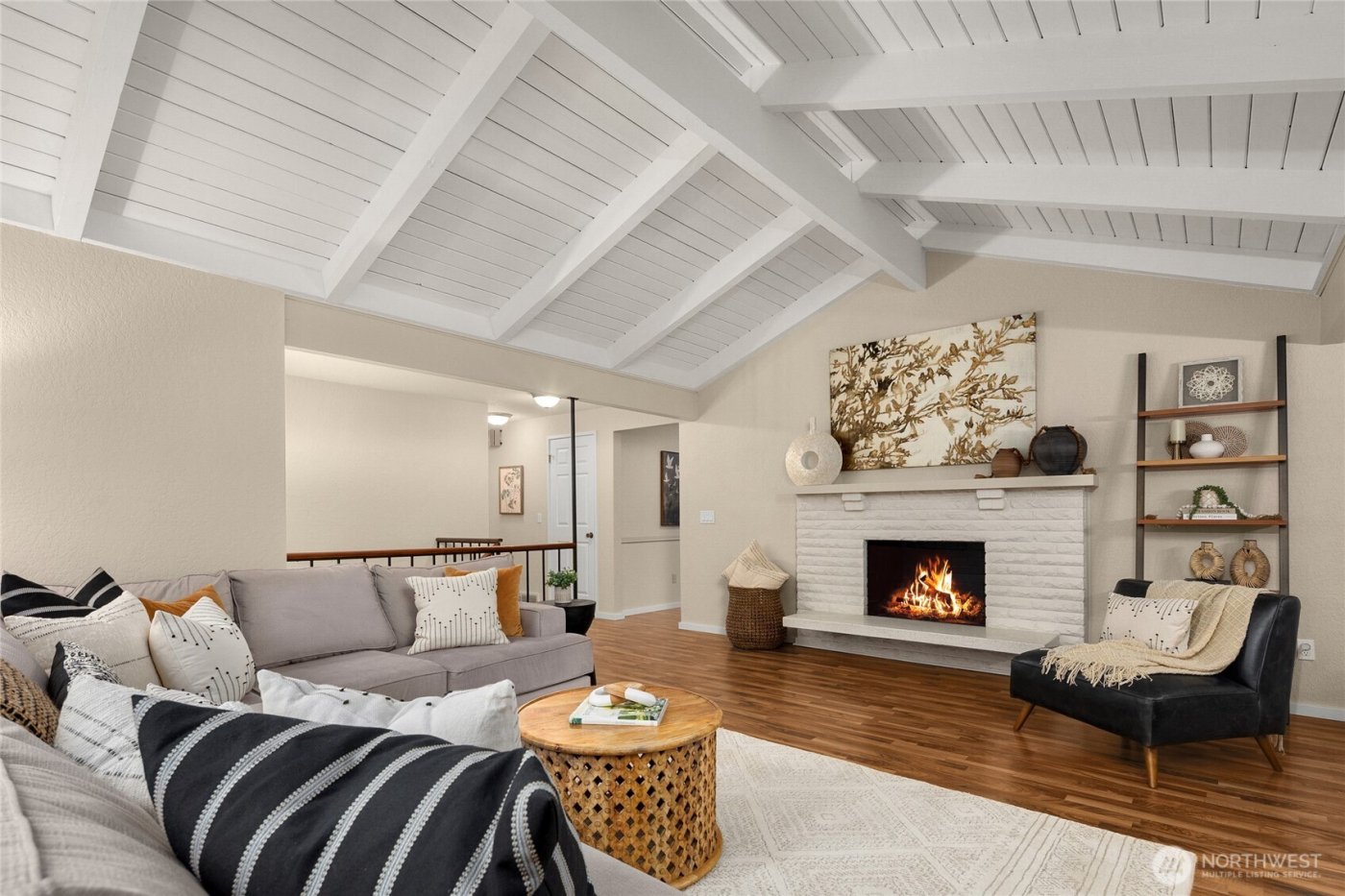 21743 NE 176th Place , Woodinville, WA 98077