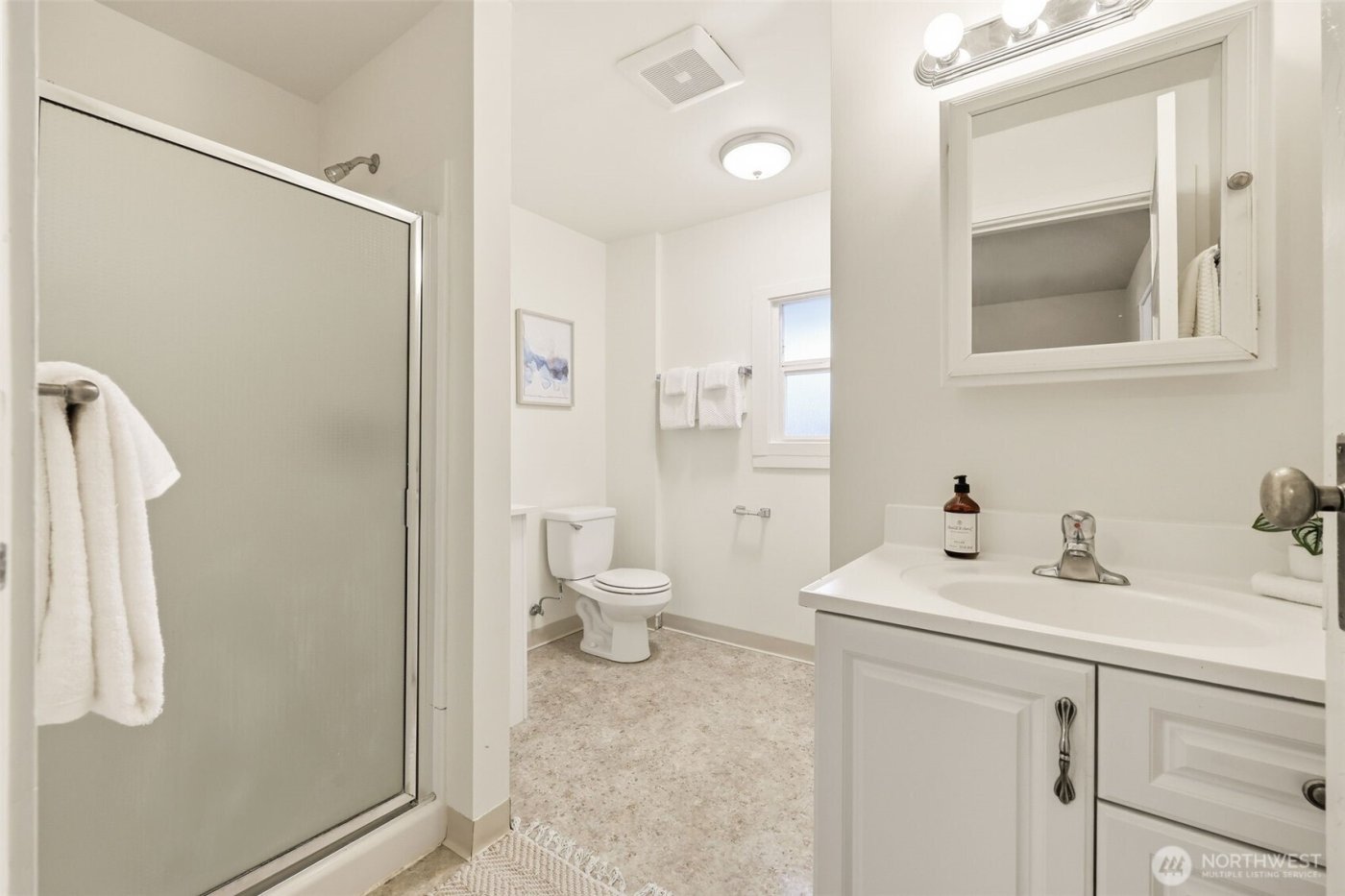 209 W McGraw Street , Seattle, WA 98119