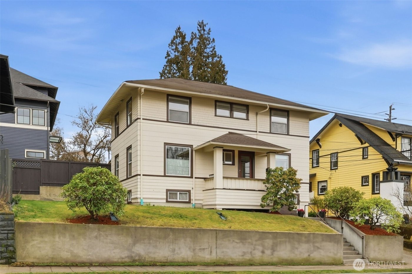 209 W McGraw Street , Seattle, WA 98119