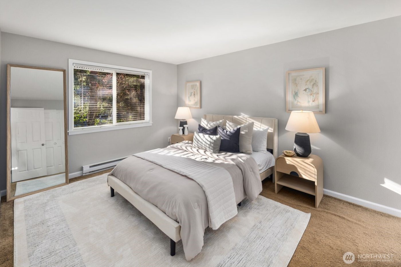 10014 NE 127th Place #A201, Kirkland, WA 98034