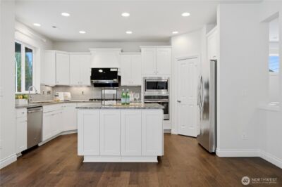 14024 163rd Place SE, Renton, WA 98059 - Photo 10