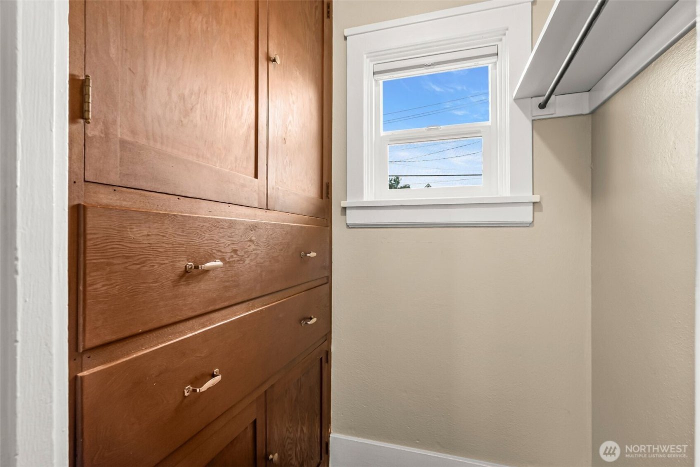 1115 Elizabeth Avenue , Bremerton, WA 98337