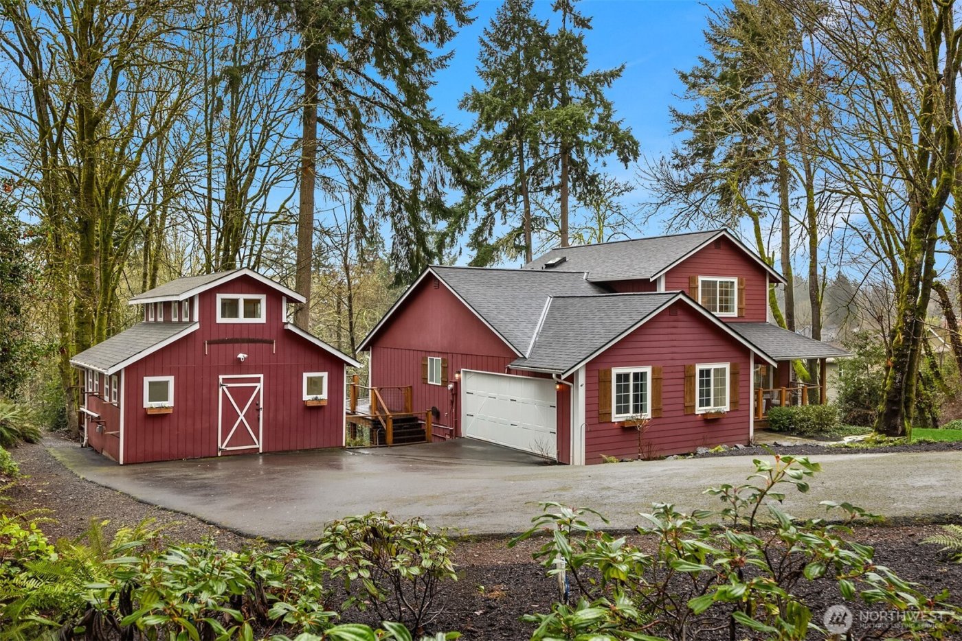 1585 NE Park View Drive , Bainbridge Island, WA 98110