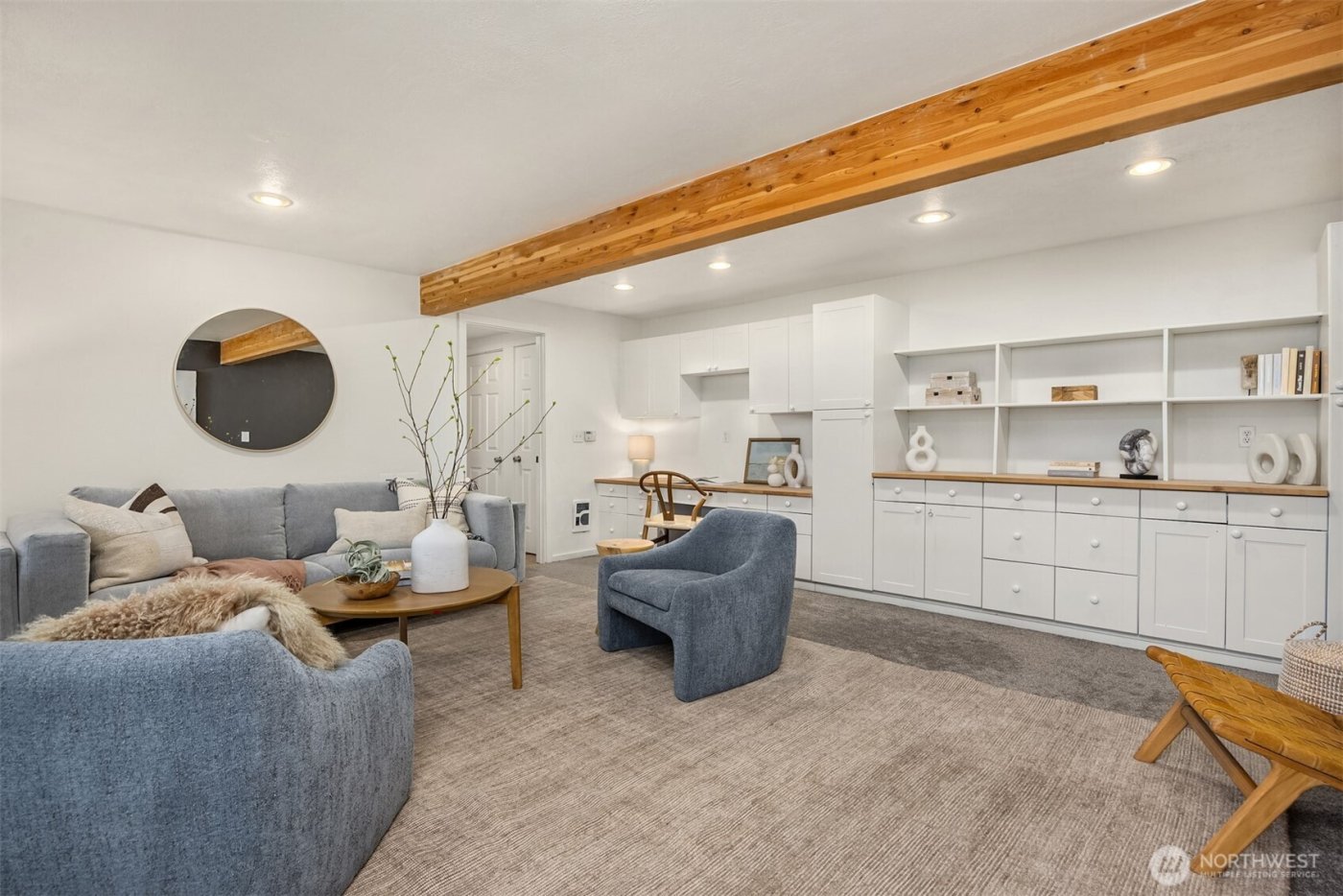 1585 NE Park View Drive , Bainbridge Island, WA 98110