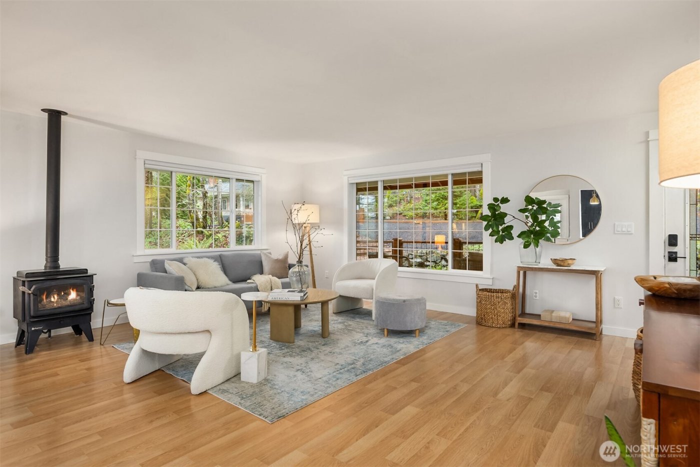 1585 NE Park View Drive , Bainbridge Island, WA 98110