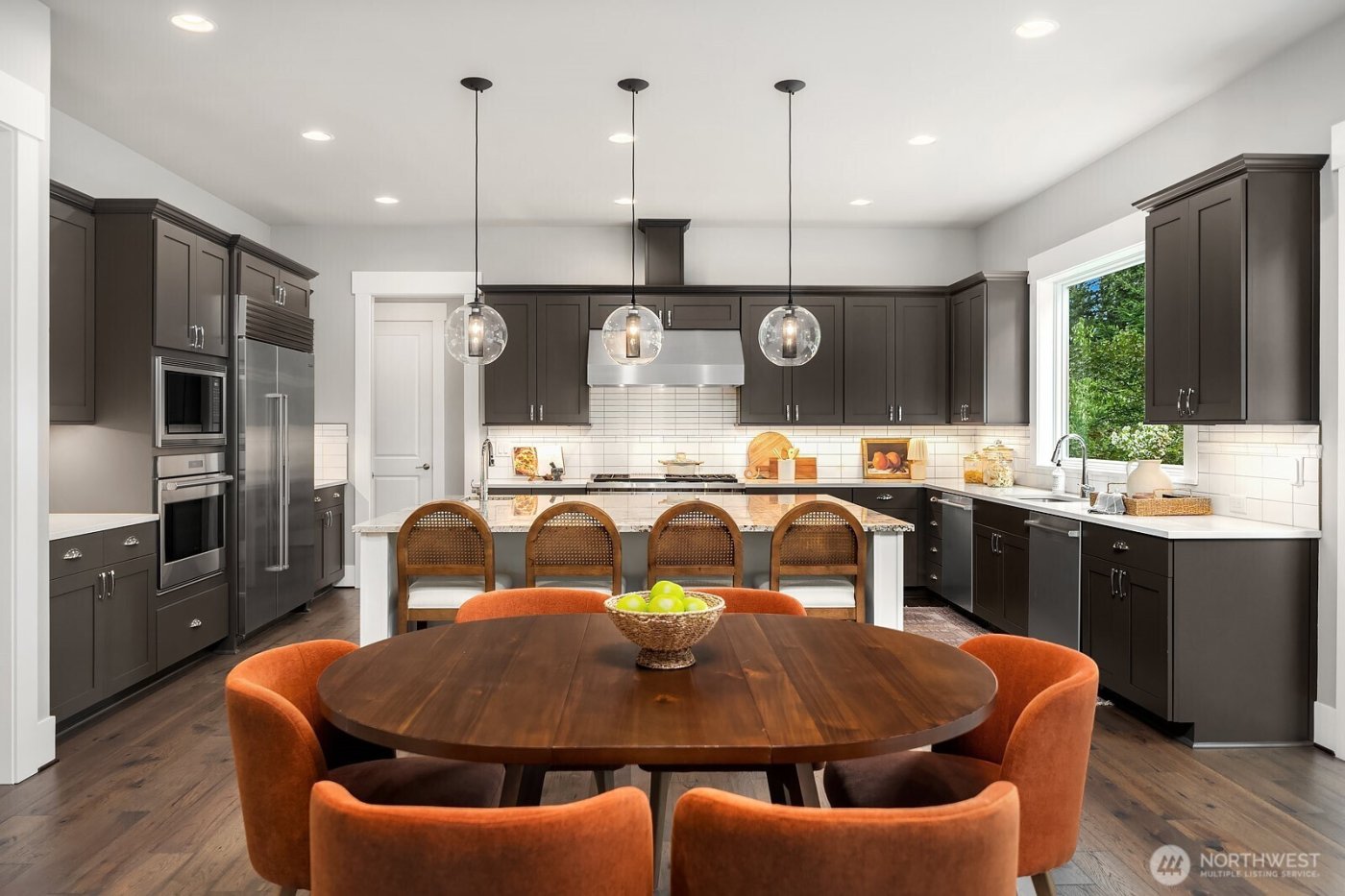 1646 106th Avenue SE, Bellevue, WA 98004