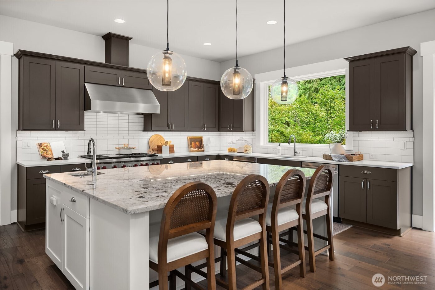 1646 106th Avenue SE, Bellevue, WA 98004