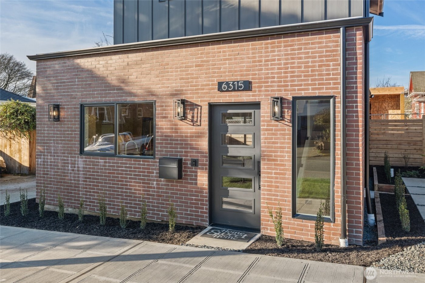 6315 9th Avenue NW, Seattle, WA 98107