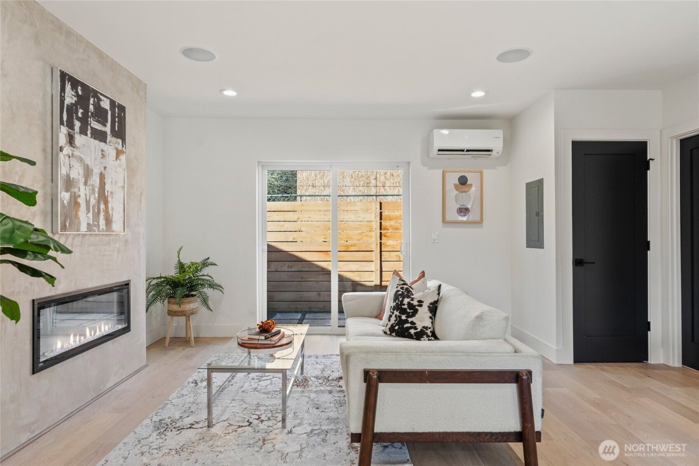 6315 9th Avenue NW, Seattle, WA 98107