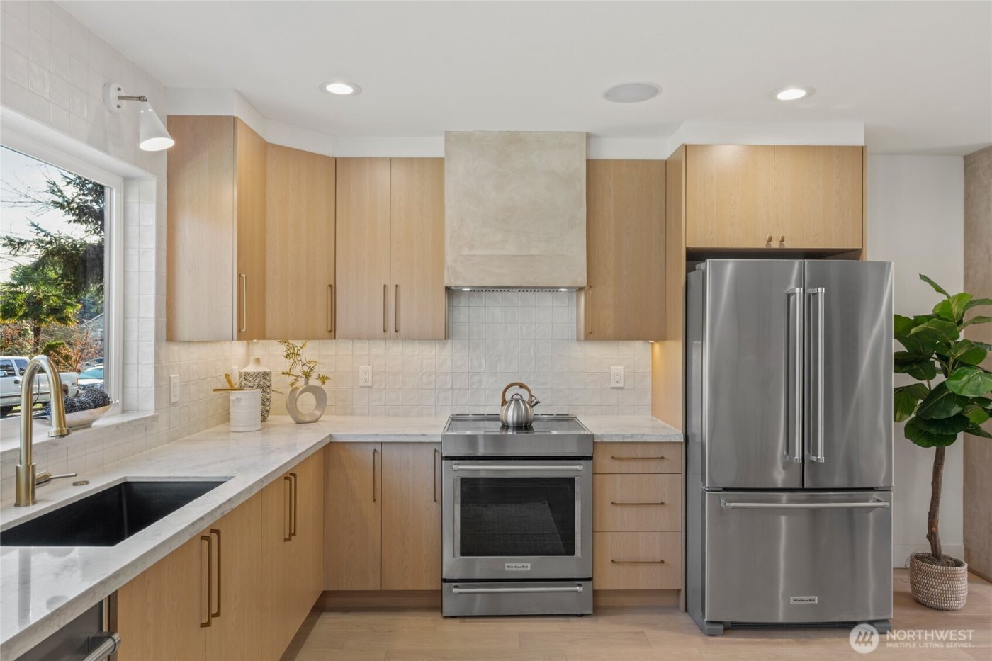 6315 9th Avenue NW, Seattle, WA 98107