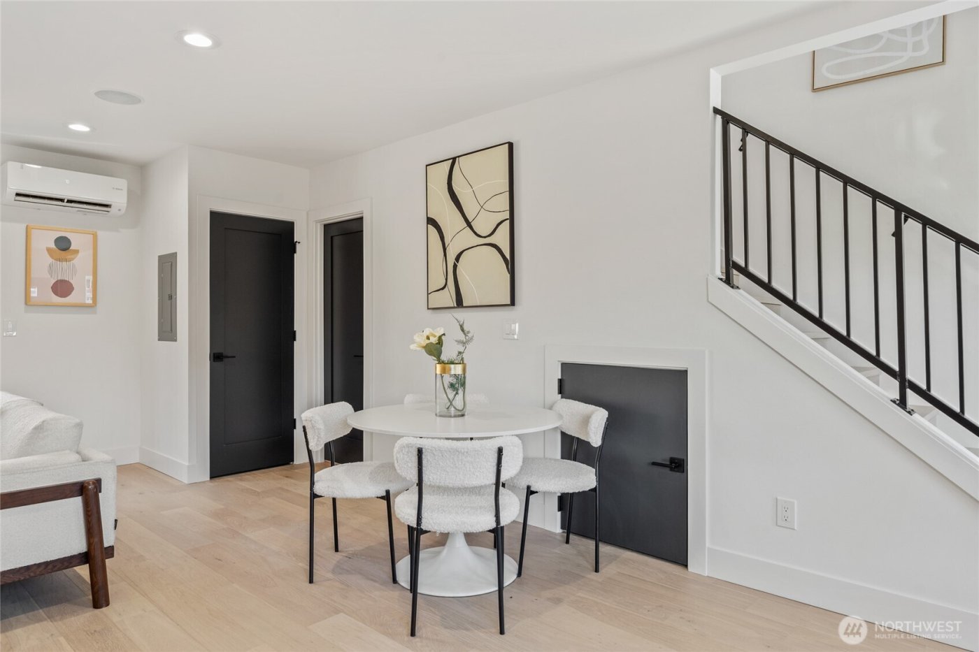 6315 9th Avenue NW, Seattle, WA 98107