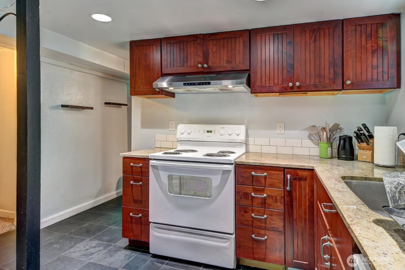 2608 S Grand Street , Seattle, WA 98144